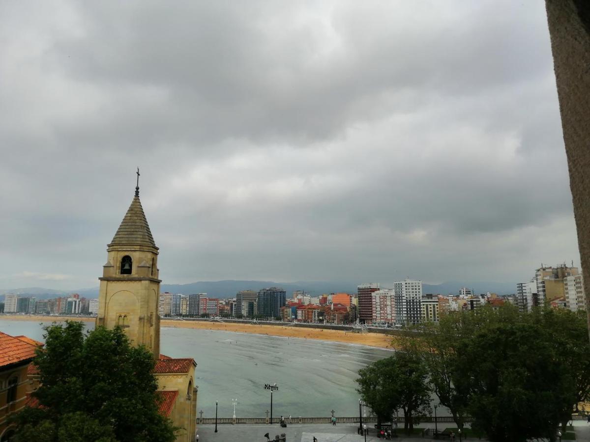Atico En Cimadevilla Mirando Al Mar Gijón Eksteriør bilde